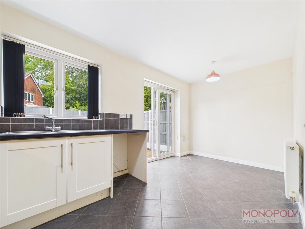 Property photo 3 of 14 Kitchen/Dining Room