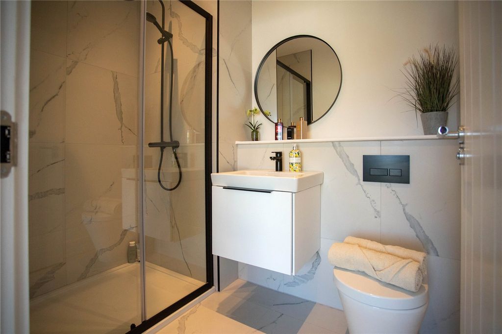 Property photo 3 of 17 Picture No. 32