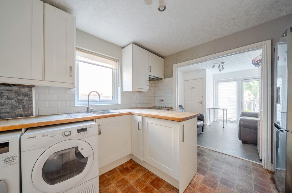 Property photo 3 of 15 1344758-28-68A847...