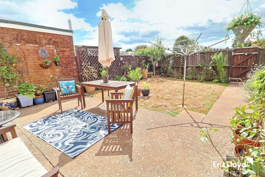 Property photo 2 of 20 Photo 16