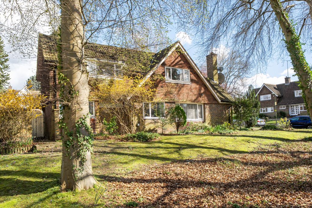 Property photo 1 of 18