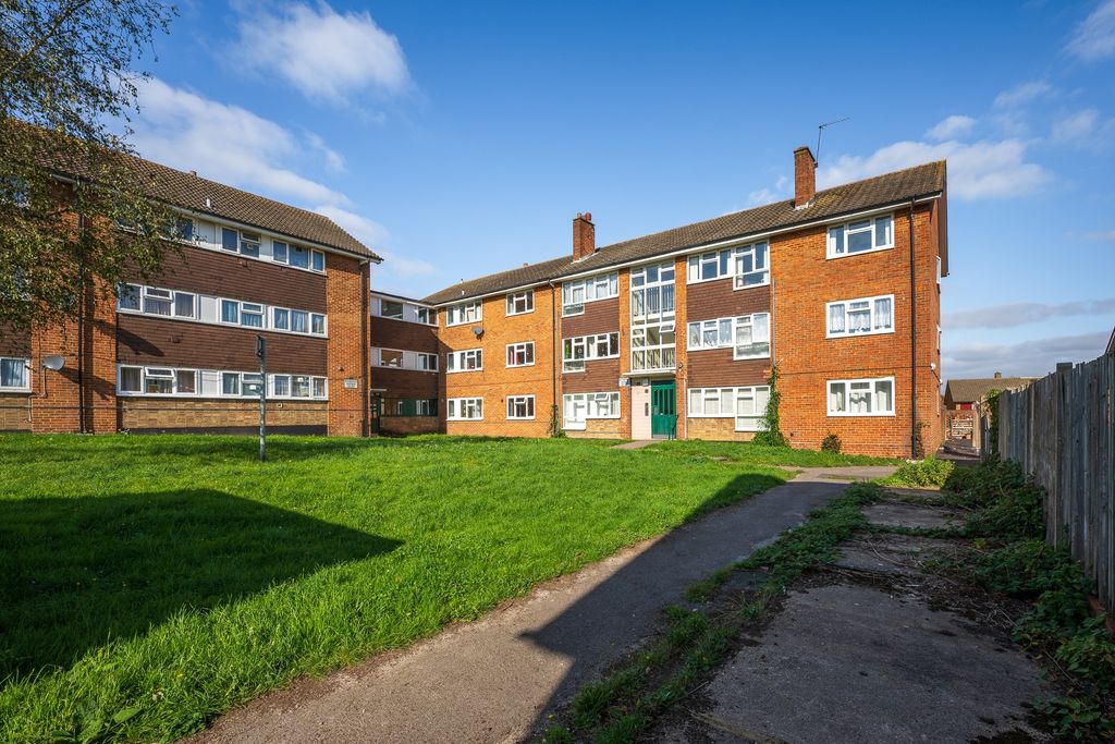 Property photo 1 of 11