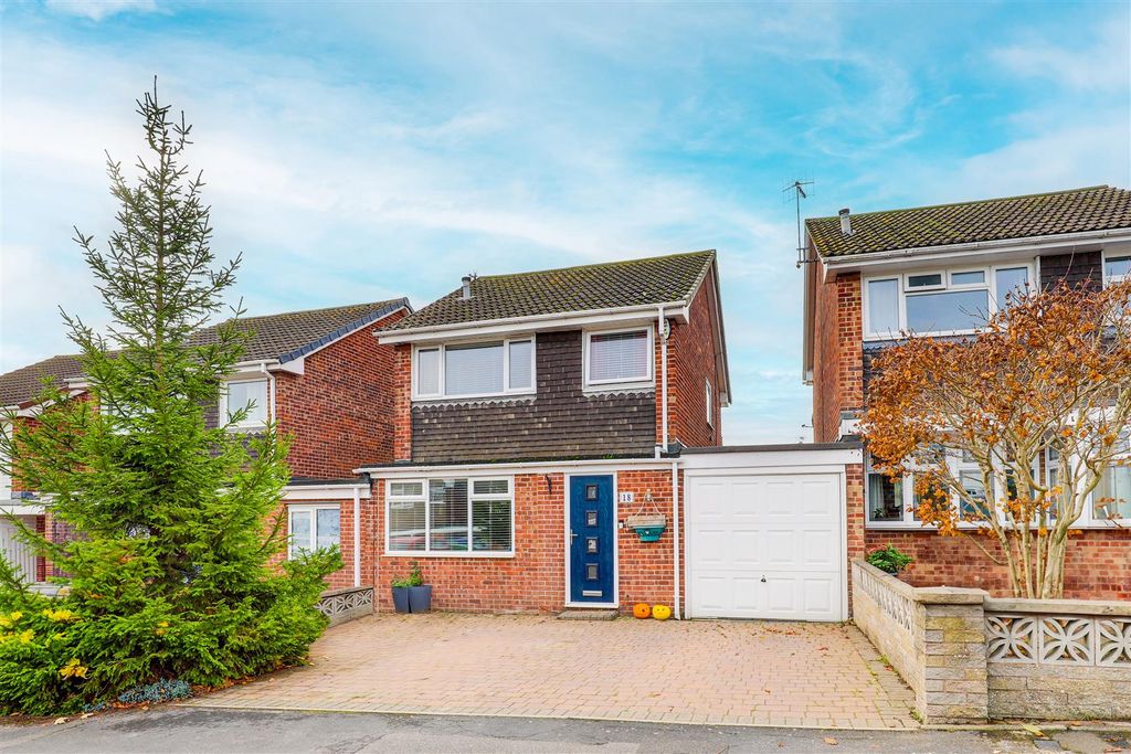 Property photo 1 of 19 11725.Jpg