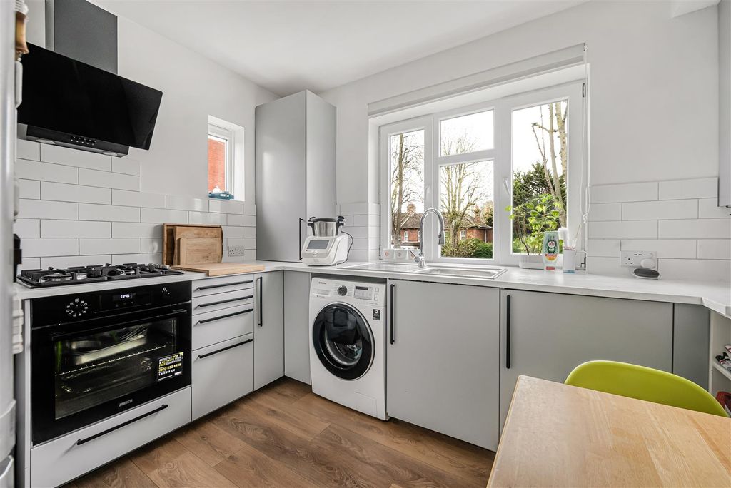 Property photo 3 of 9 13_77548.Jpg