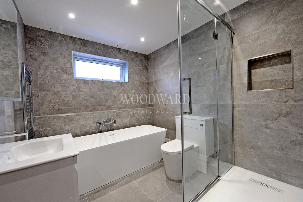 Property photo 3 of 12 Cnl_9643