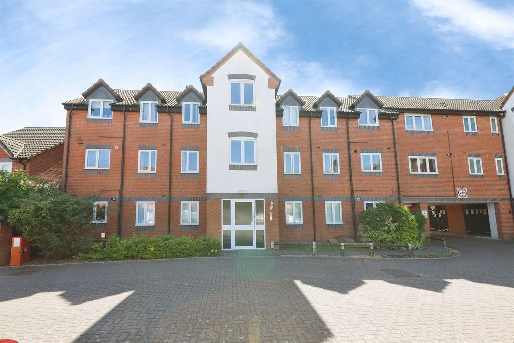 Property photo 1 of 10