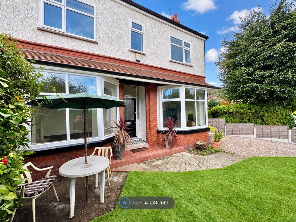 Property photo 1 of 24 Double Bay Fronted Family Home
