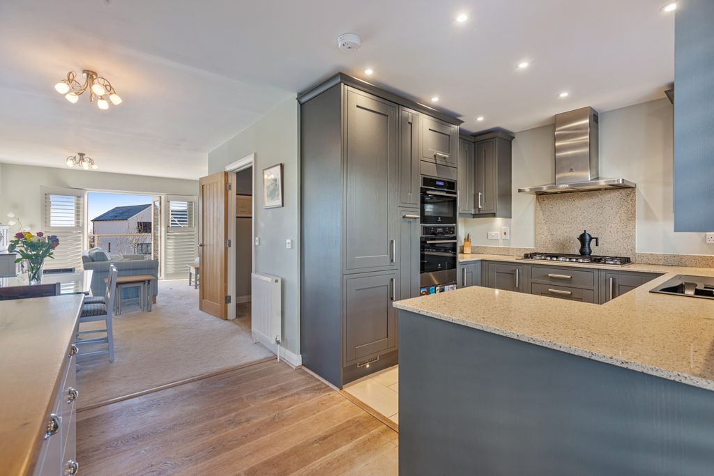 Property photo 3 of 20 A08 - 22 Sharkham Drive Brixham - 250206