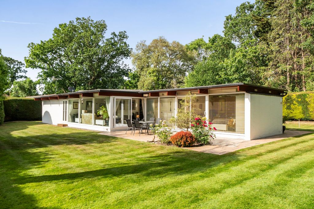 Property photo 1 of 23