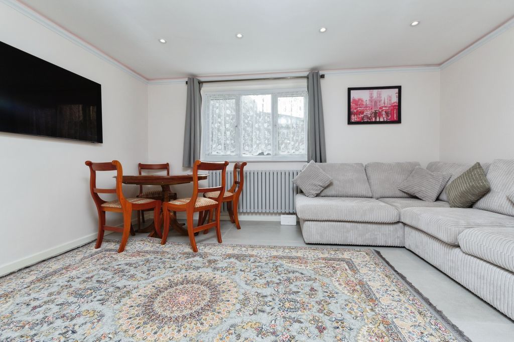 Property photo 3 of 15 Reception Room