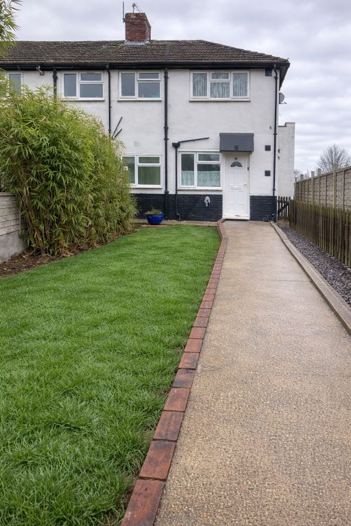 Property photo 1 of 5