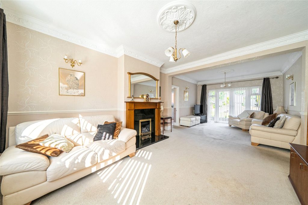 Property photo 2 of 18 Picture No. 05