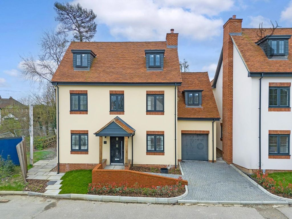 Property photo 1 of 21