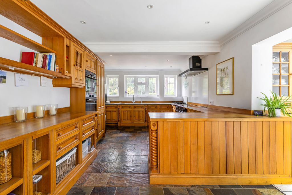 Additional image 5 of 4 bed detached house for saleWaverley Avenue, Fleet GU51
