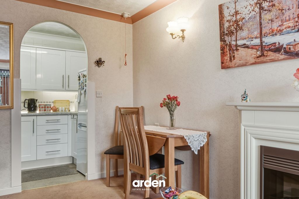 Property photo 3 of 9