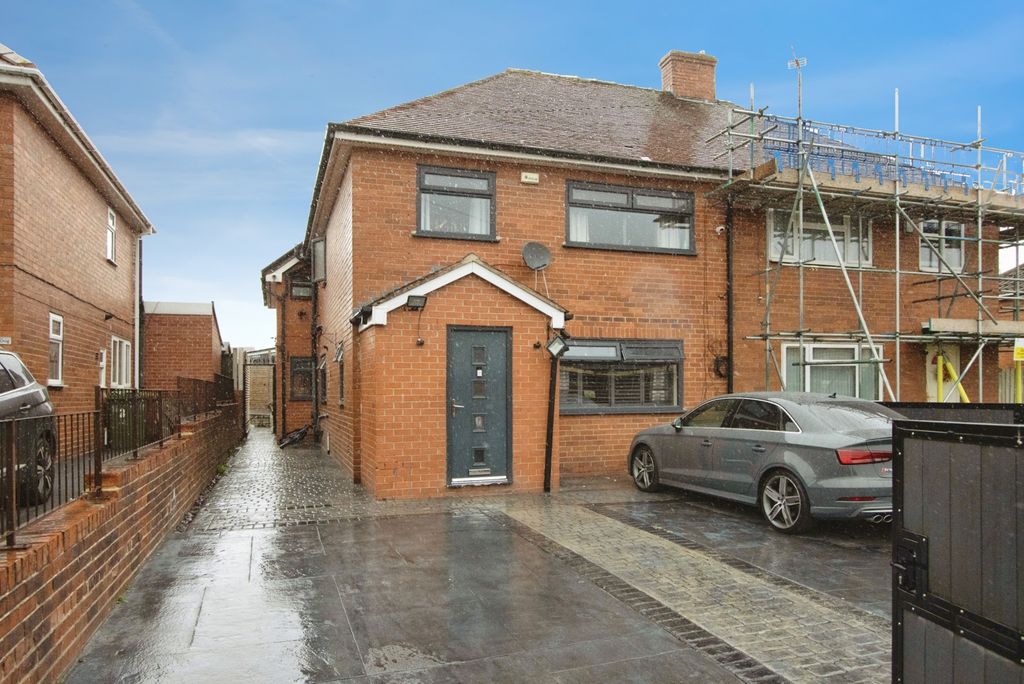 Property photo 1 of 24 Pbox-Img.Jpg