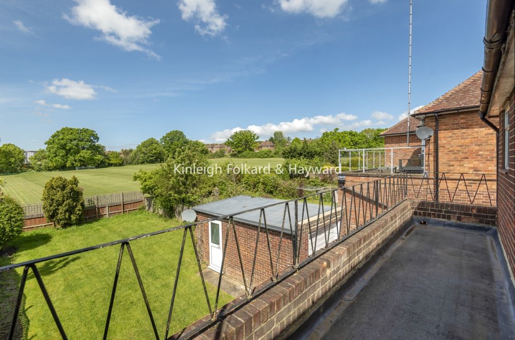 Property photo 2 of 10 Picture 2