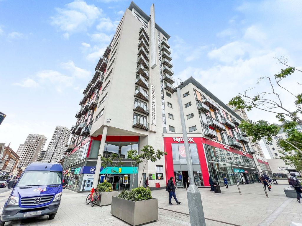 Property photo 1 of 6