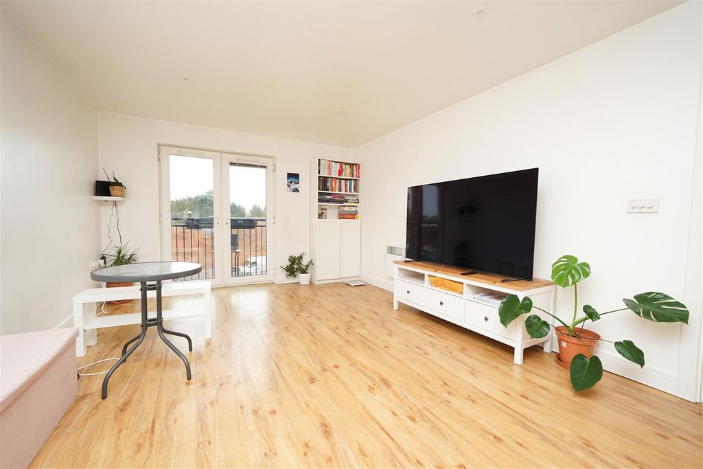 Property photo 2 of 10 Dsc05688.Jpg