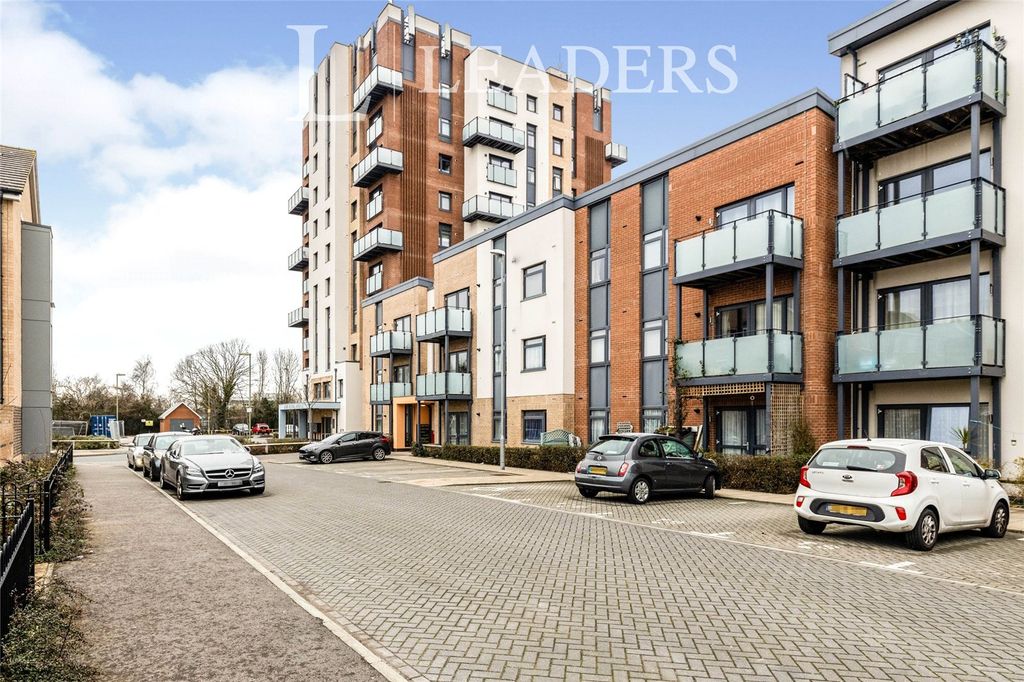 Property photo 1 of 10 ee23A9F0-96Ef-4038-9