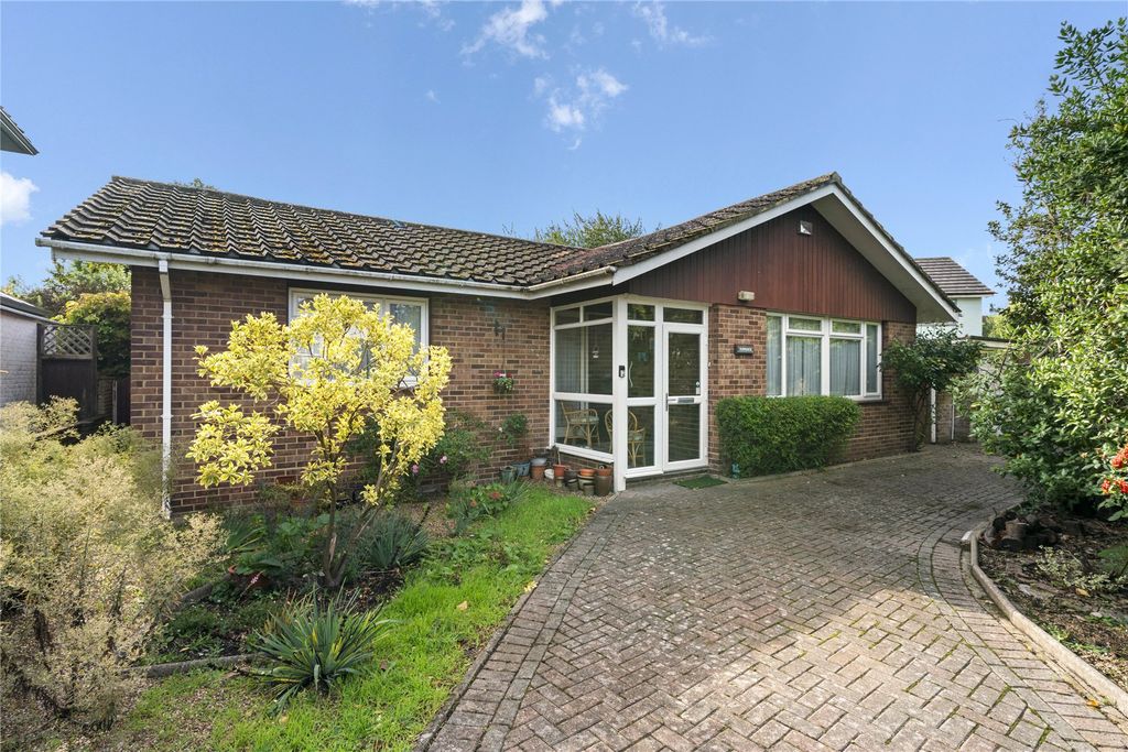 Property photo 1 of 14 External View