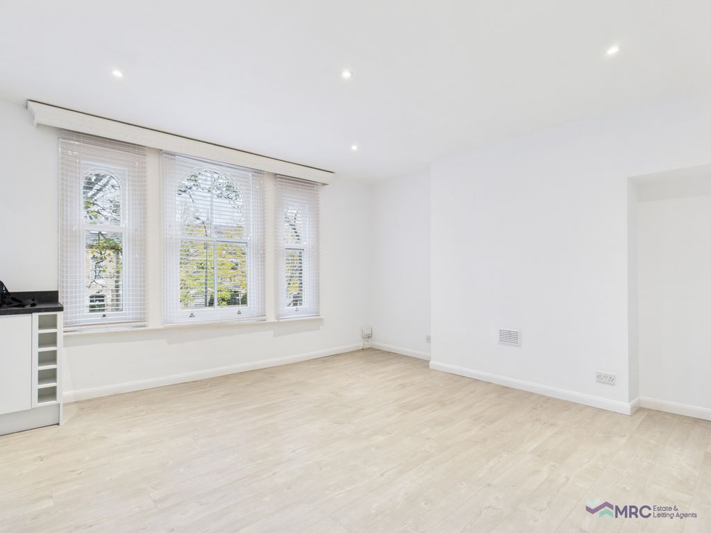 Property photo 2 of 12 Gallery