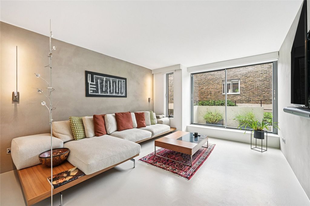 Property photo 1 of 13 Reception Room