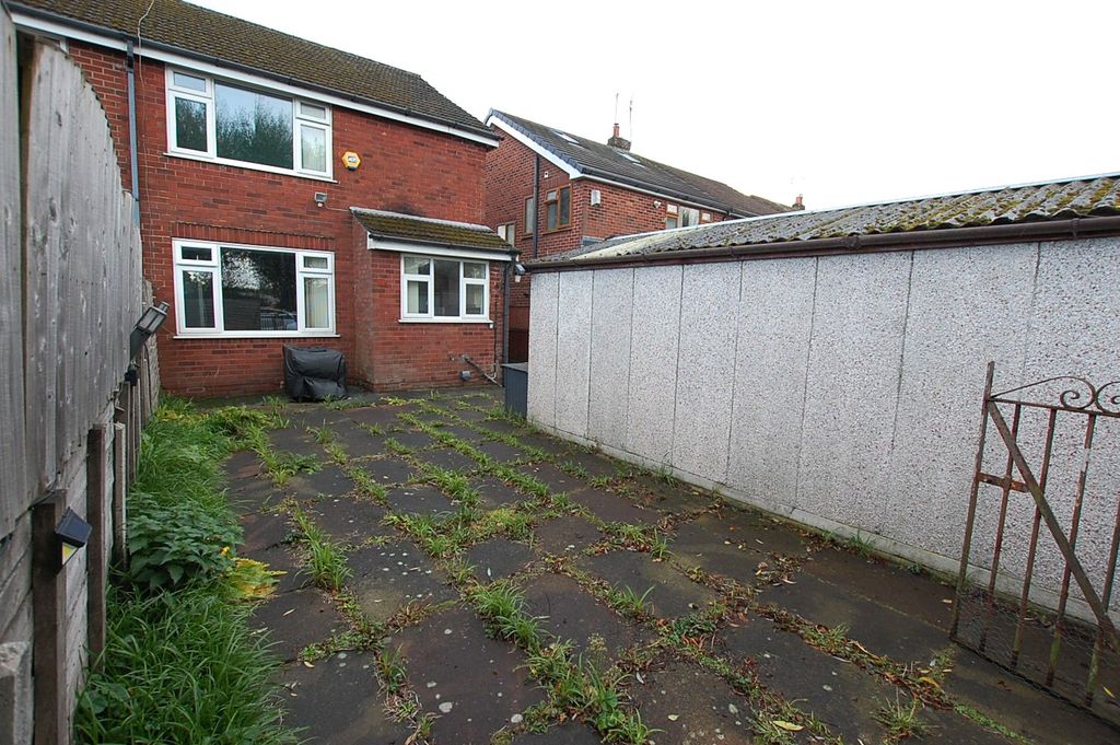 Property photo 1 of 14 Picture No. 13