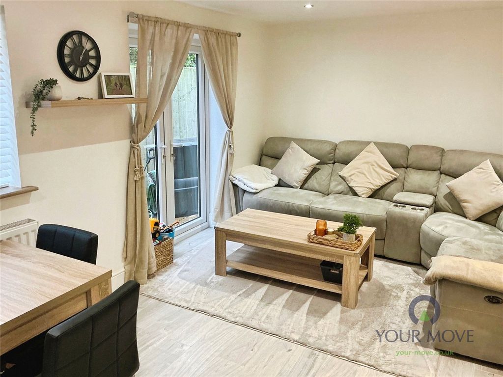 Property photo 3 of 9 Picture No. 18