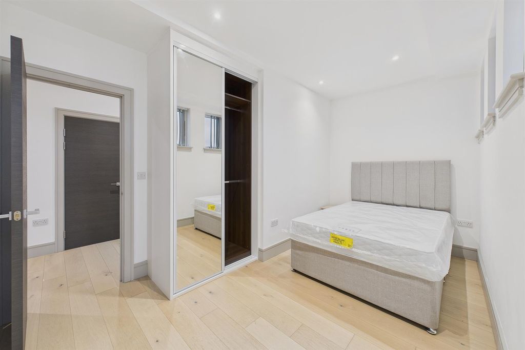 Property photo 3 of 11 4.Jpg