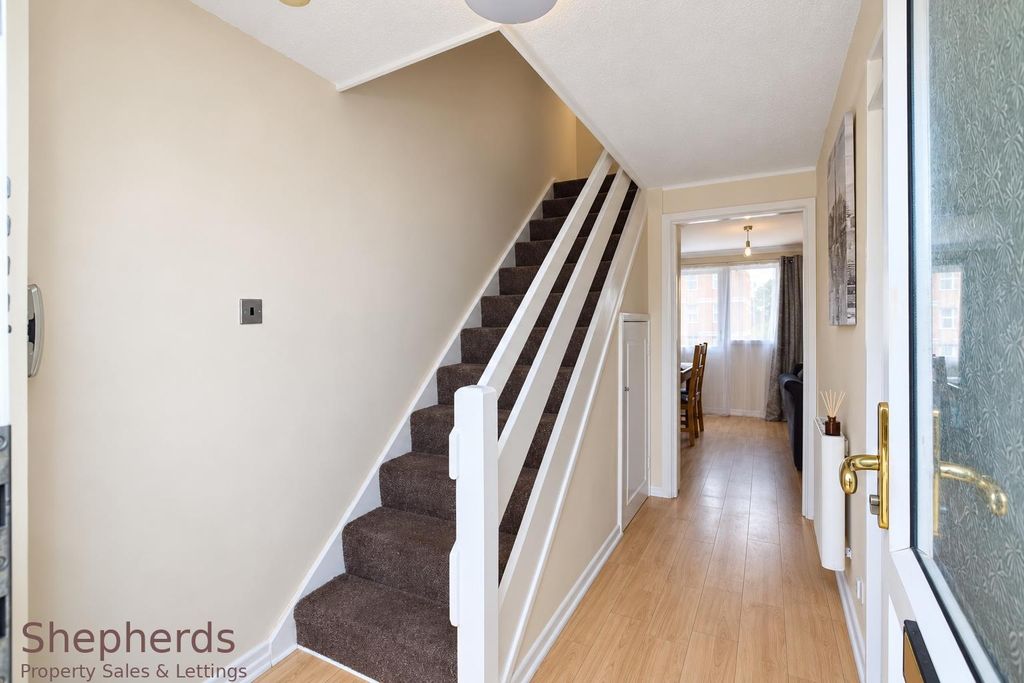 Property photo 2 of 14 1E9A7B22-48d8-4d9c-9423-8F1Afdad59d8_Brand.Jpg