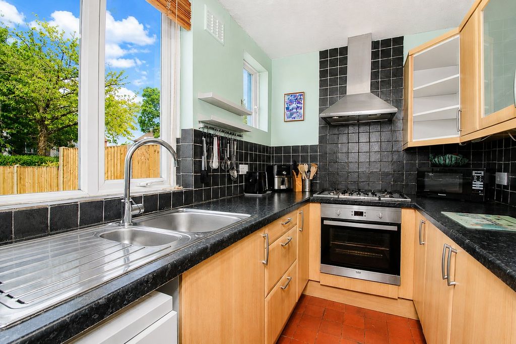 Property photo 2 of 15