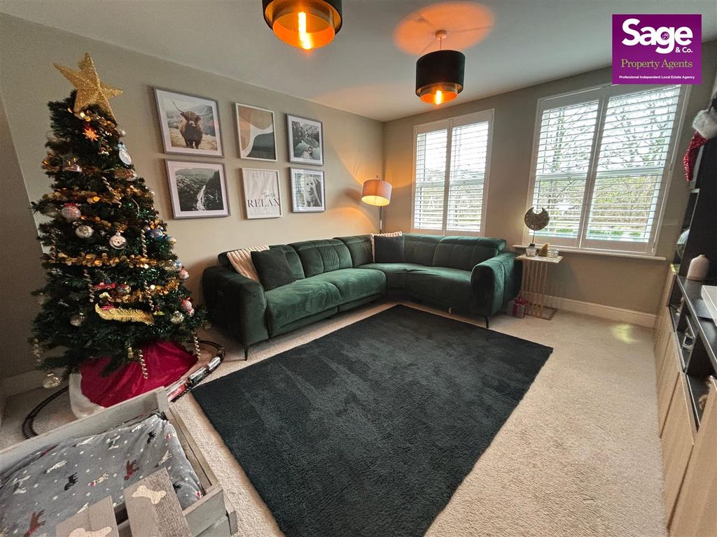 Property photo 2 of 30 Image00028 (1).Jpeg