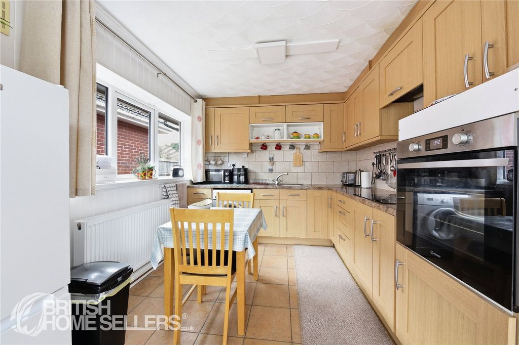 Property photo 3 of 16 Picture No. 03