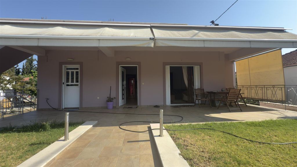 Property photo 1 of 18 3- Bedrooms' Ground Floor House 116 Sq.M. With Garden In Longos Aigialia