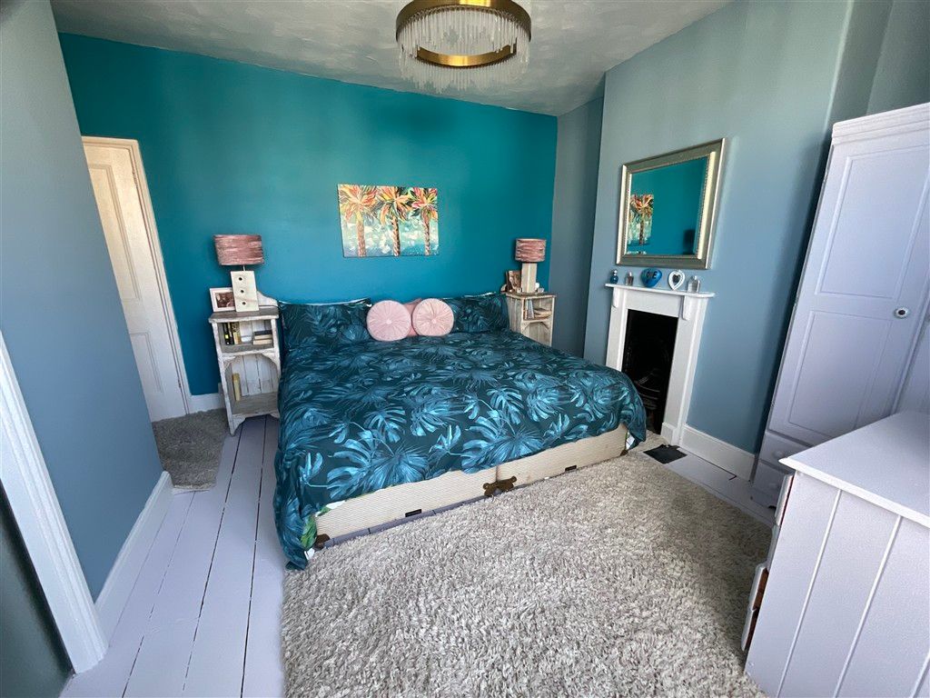 Property photo 1 of 15 Bedroom 1