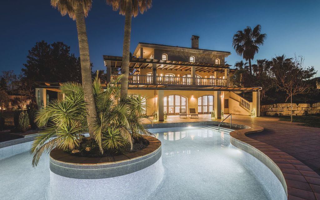 Property photo 1 of 10