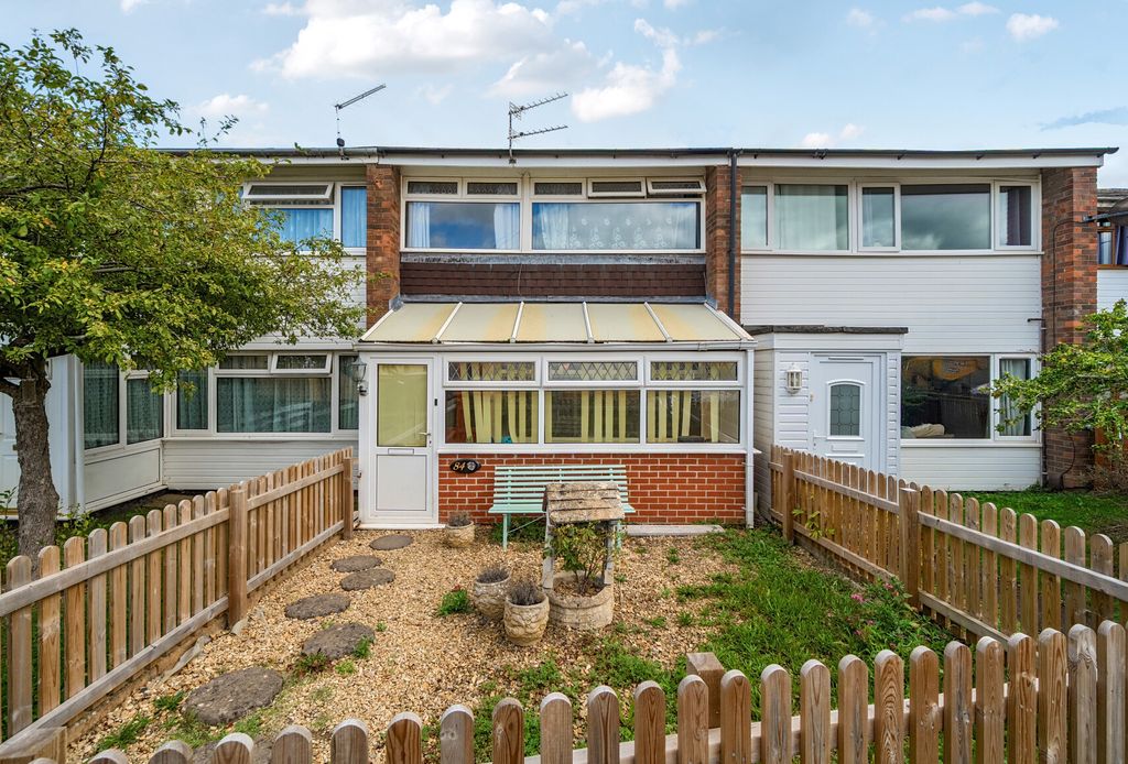 Property photo 1 of 17 1516837-9-1A09049...