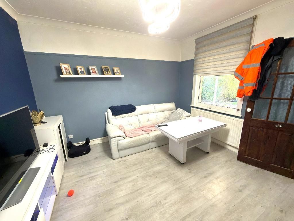 Property photo 3 of 11 Photo 3