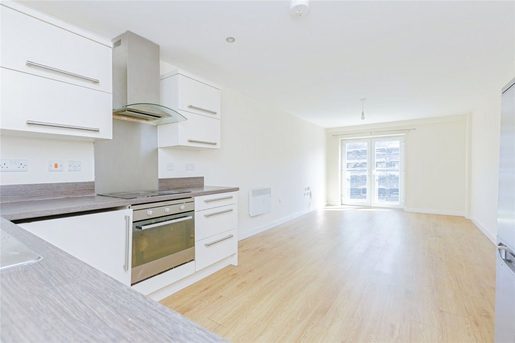 Property photo 1 of 17 Picture No. 20