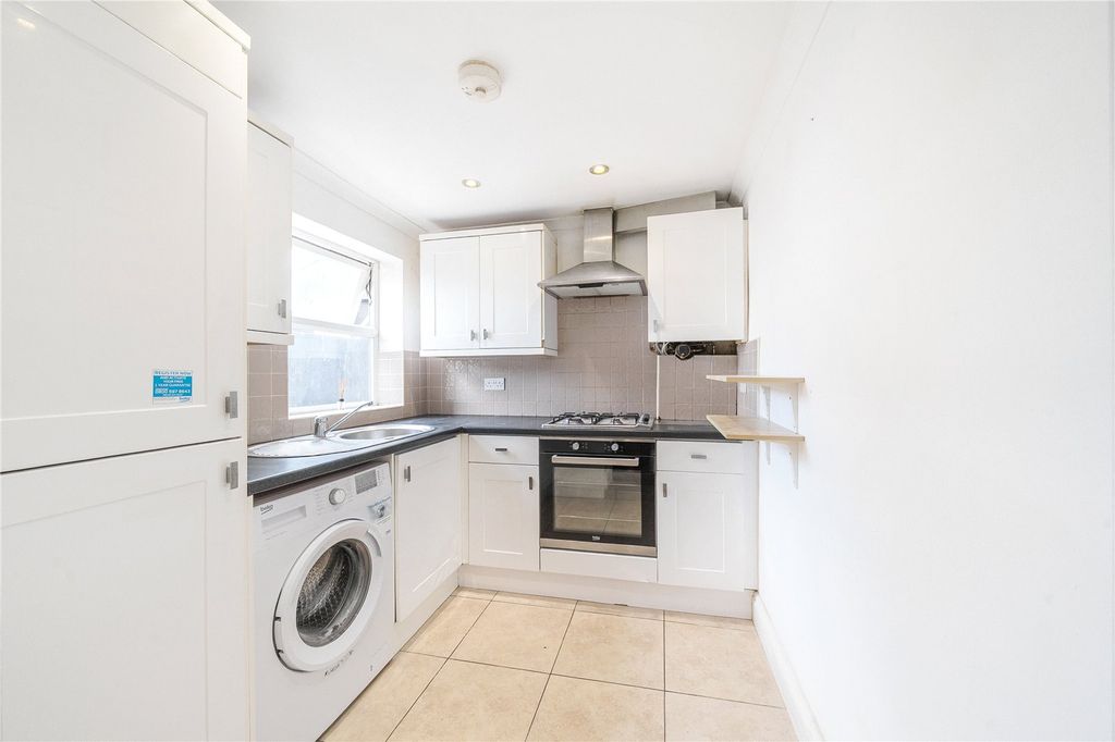 Property photo 3 of 16 Picture No. 16