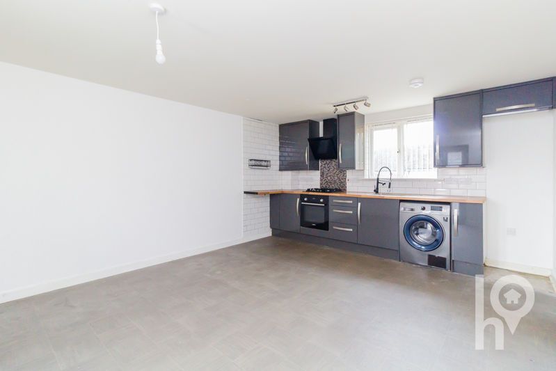 Property photo 2 of 9 Photo 2