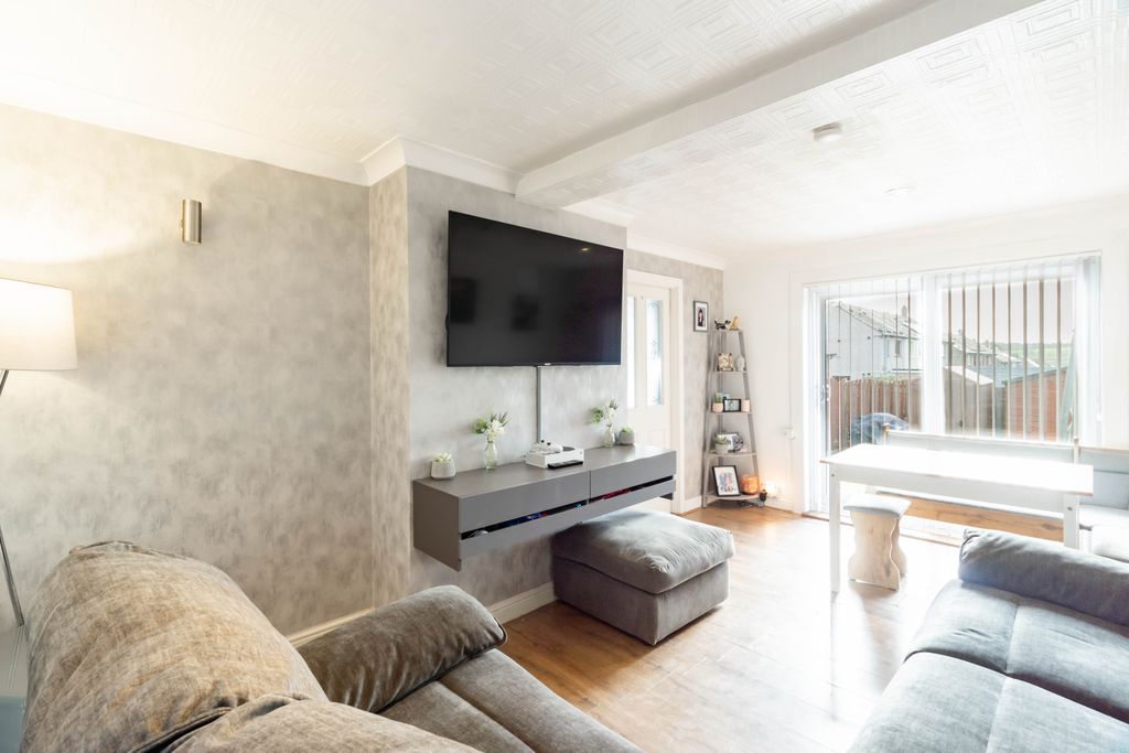 Property photo 3 of 21 Lounge Diner