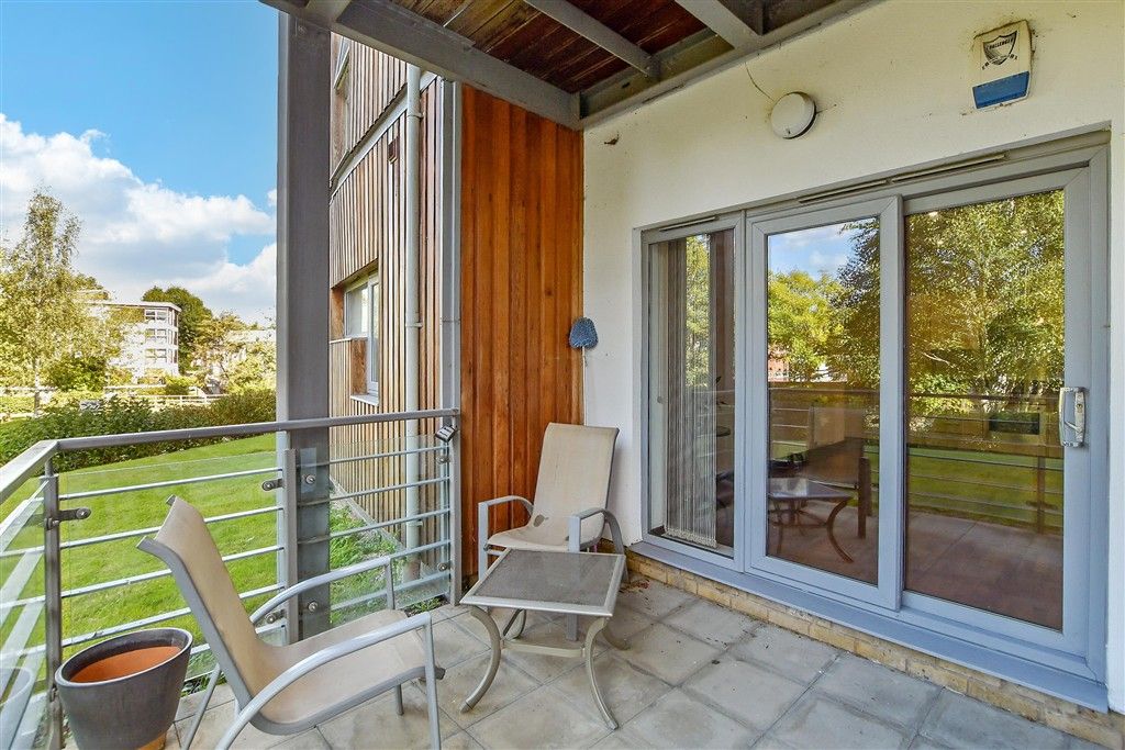 Property photo 2 of 17 Balcony / Terrace