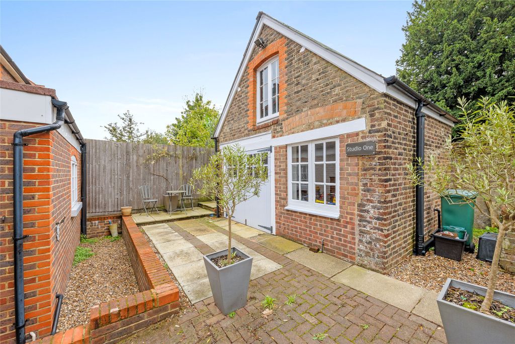 Property photo 1 of 17 Picture No. 09