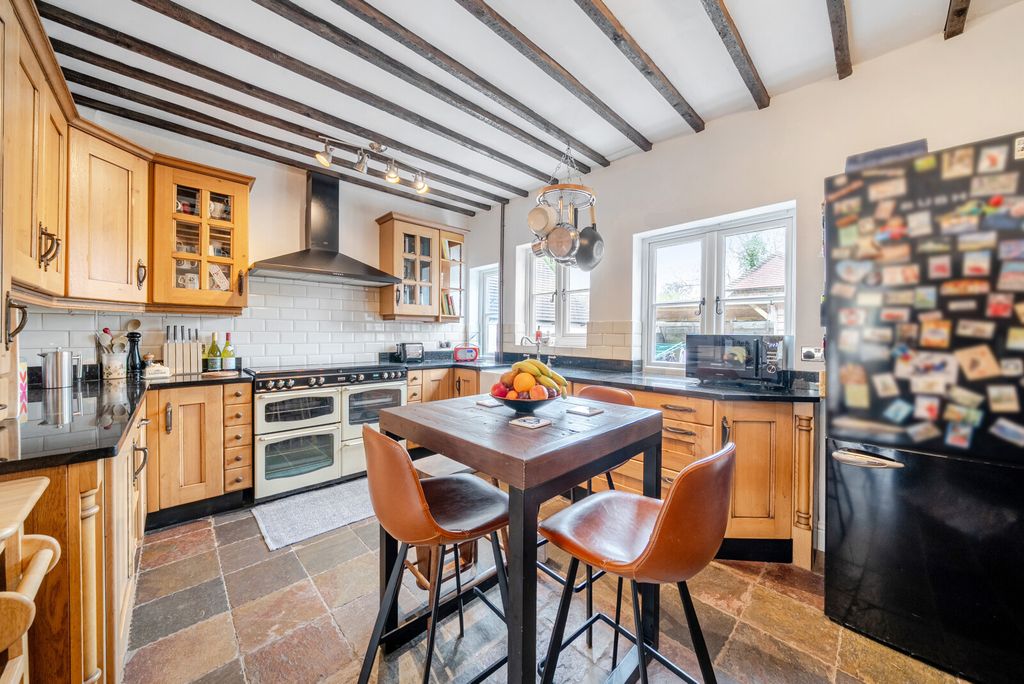 Property photo 3 of 22 Picture 3