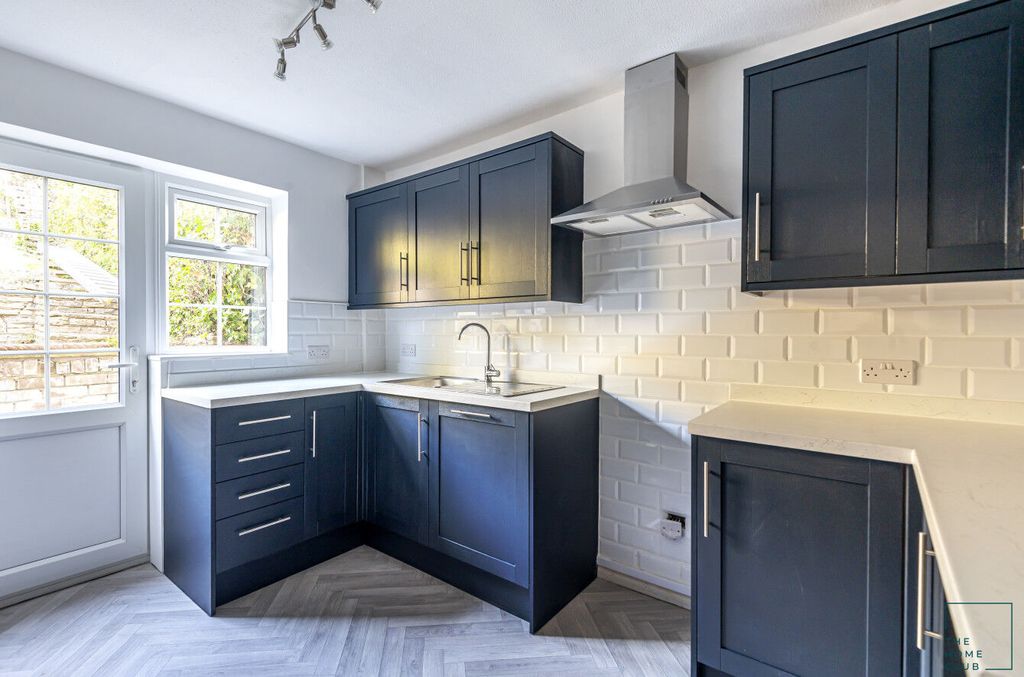 Property photo 3 of 17 Img_373_15_Original.Jpg