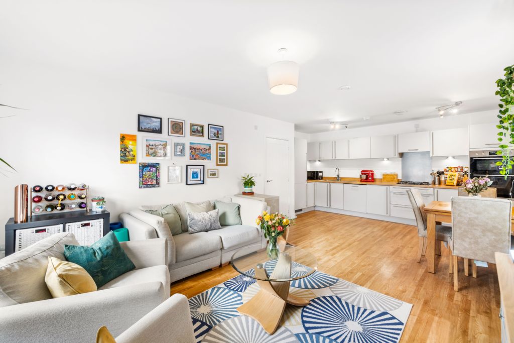 Property photo 1 of 14 Image8.Jpg