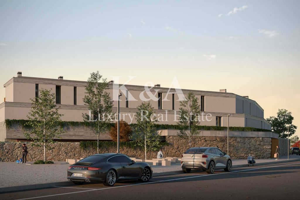 Property photo 1 of 33