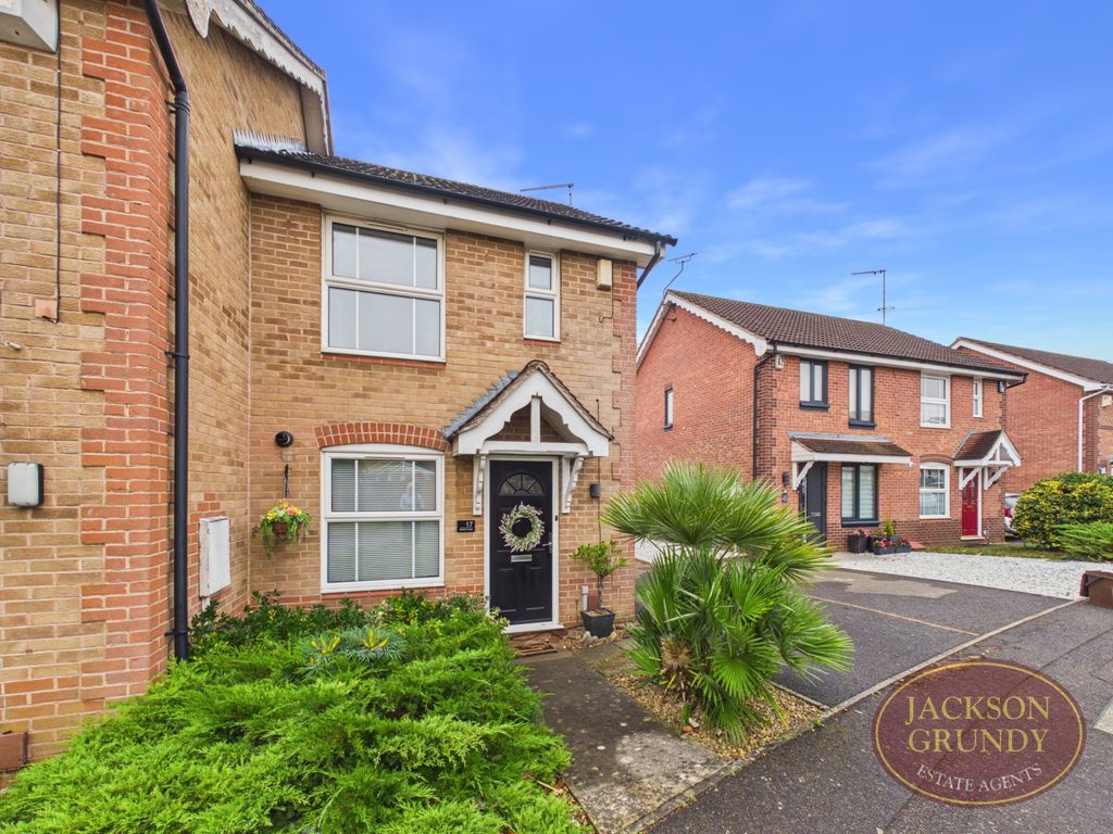 Property photo 1 of 15 Meltham Close
